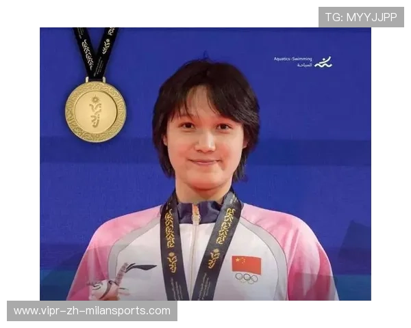 16岁中国游泳新星孙铭霞包揽5枚金牌，被誉为“国产菲尔普斯”